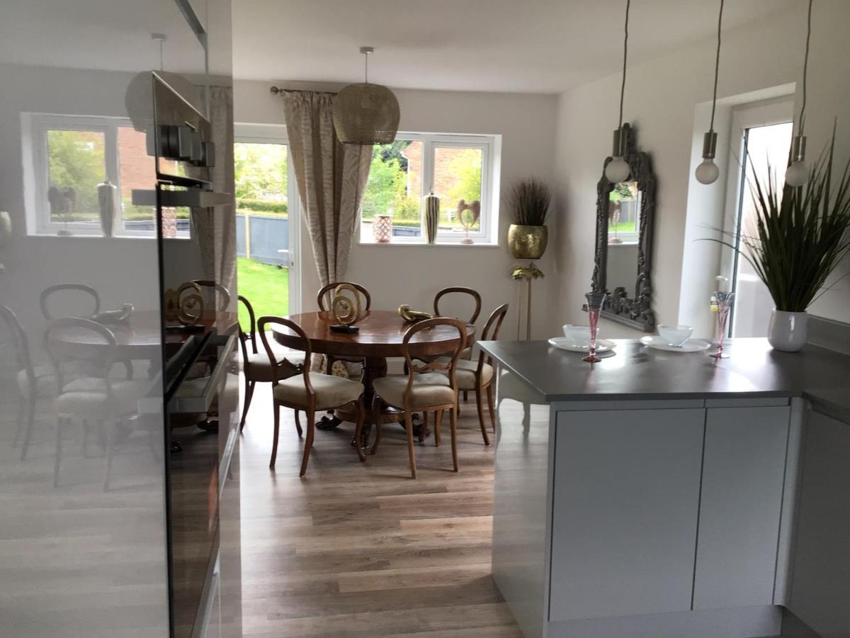 Holiday home 3 Church Cottages: Luxurious 3-bedroom Village Retreat Near Malvern *