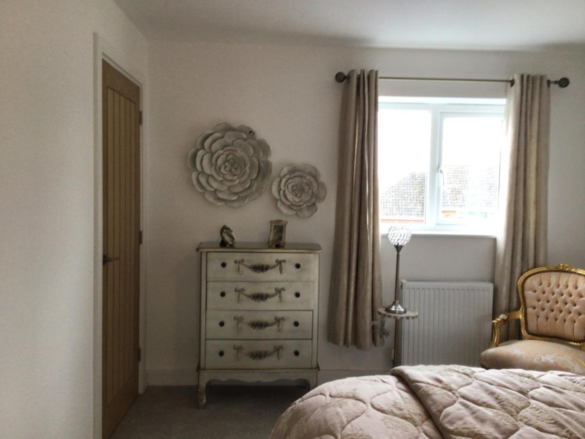3 Church Cottages: Luxurious 3-bedroom Village Retreat Near Malvern *