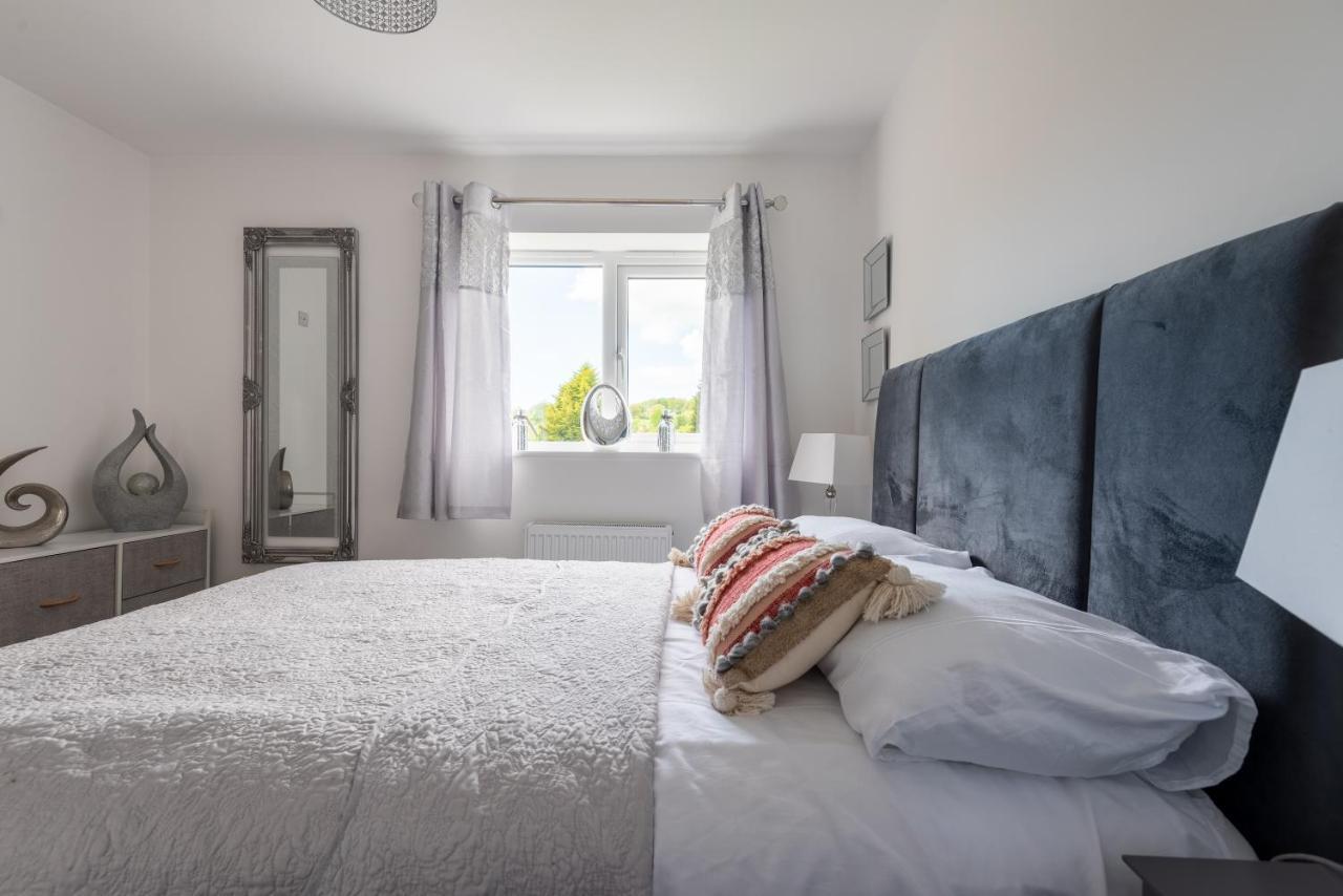 3 Church Cottages: Luxurious 3-bedroom Village Retreat Near Malvern *